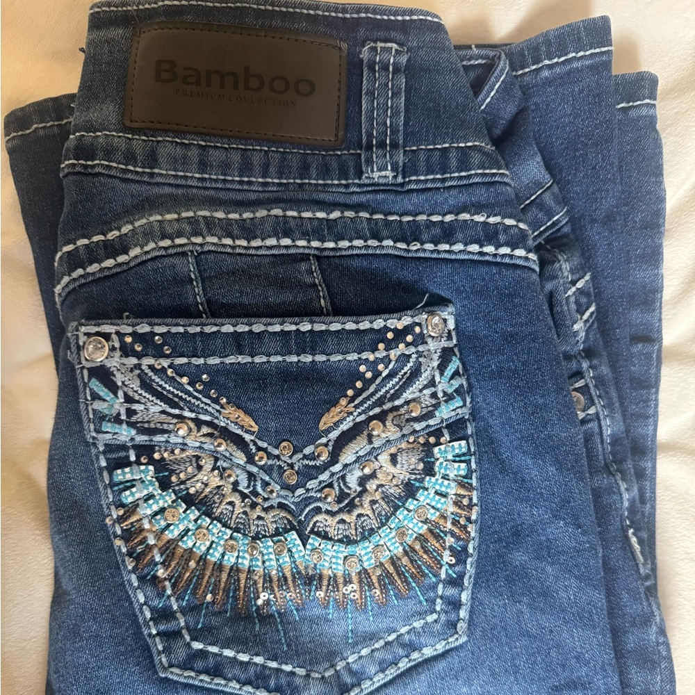 BAMBOO Blue Jeans with Embellished Pocket